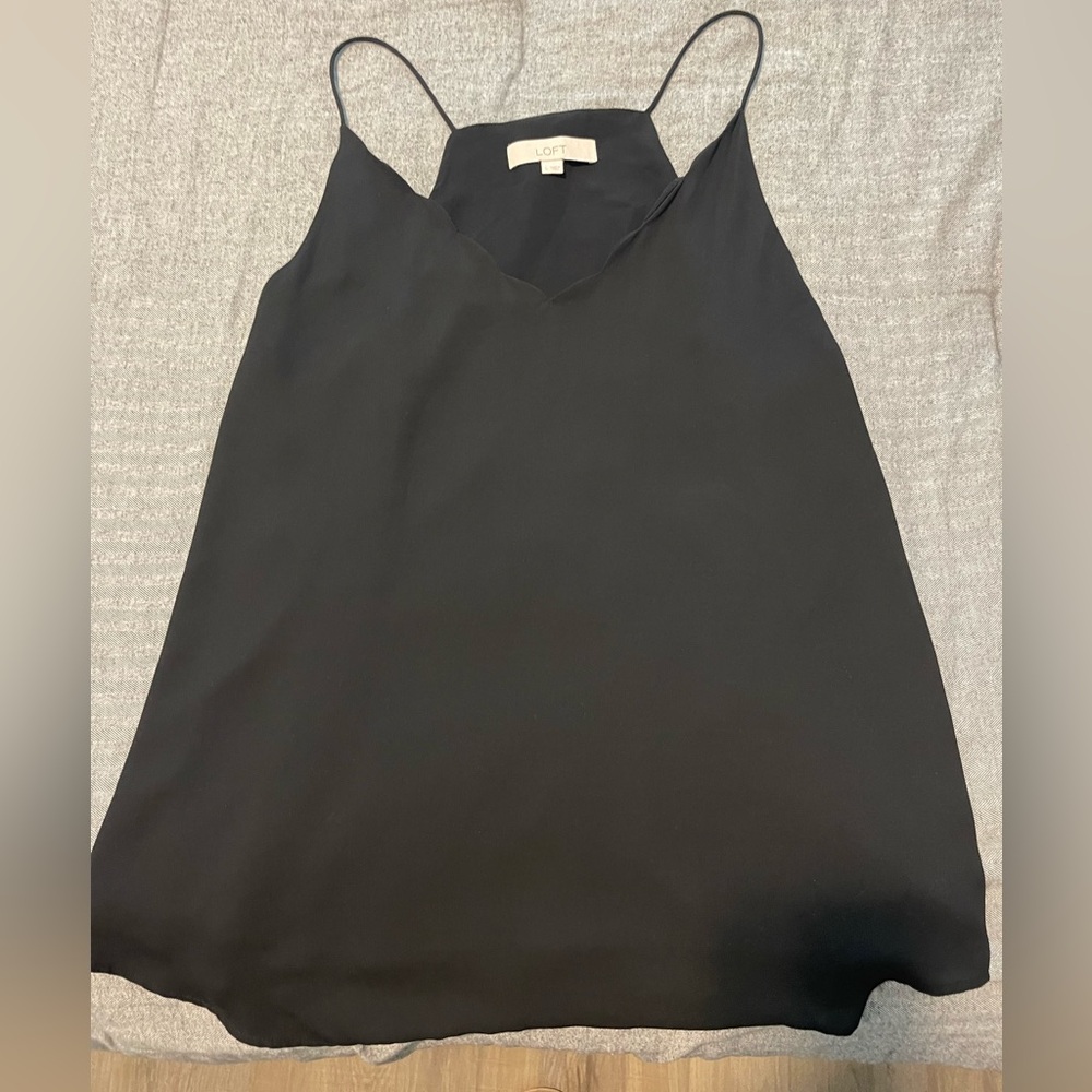 LOFT scallop neck camisole blouse Large